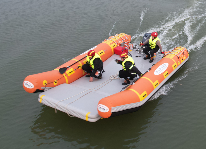 充氣救援運(yùn)輸船（第3代，輕型+裝配式+水域救援綜合監(jiān)控裝置+60馬力舷外機(jī)）LT-FYJ25